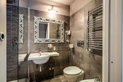 Residenza Castrense Bed & Breakfast Rome 2*,