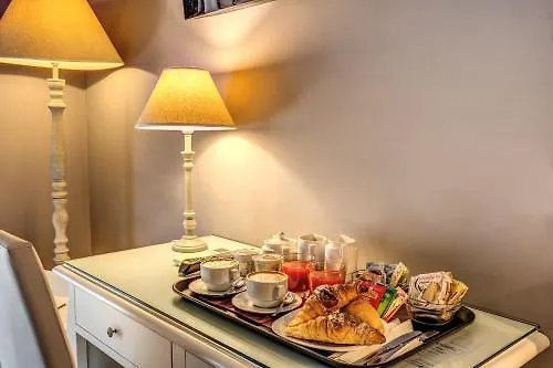 Residenza Castrense Bed & Breakfast Rome